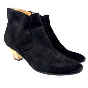 MAISON MARGIELA Archival Suede Bootie | Black Italian-Made Minimalist Luxe Boots